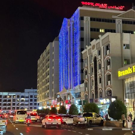 Boonmax Hotel Dubái Exterior foto