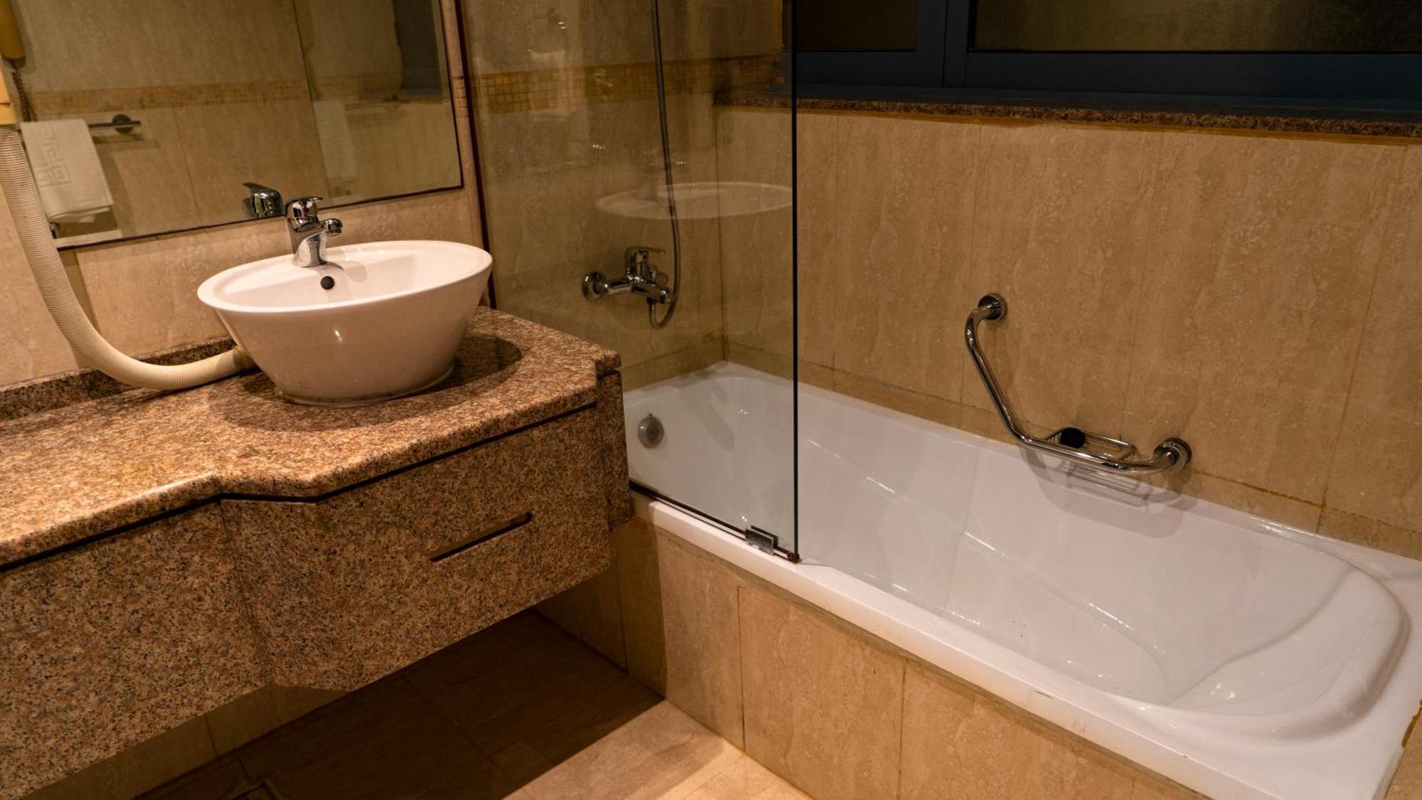 Boonmax Hotel Dubái Habitación foto